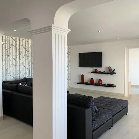 Elegante Y Lujosa
